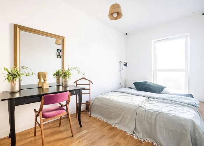 Krucza Apartment ~ Self Check-In 24H ~ Parking And Lift